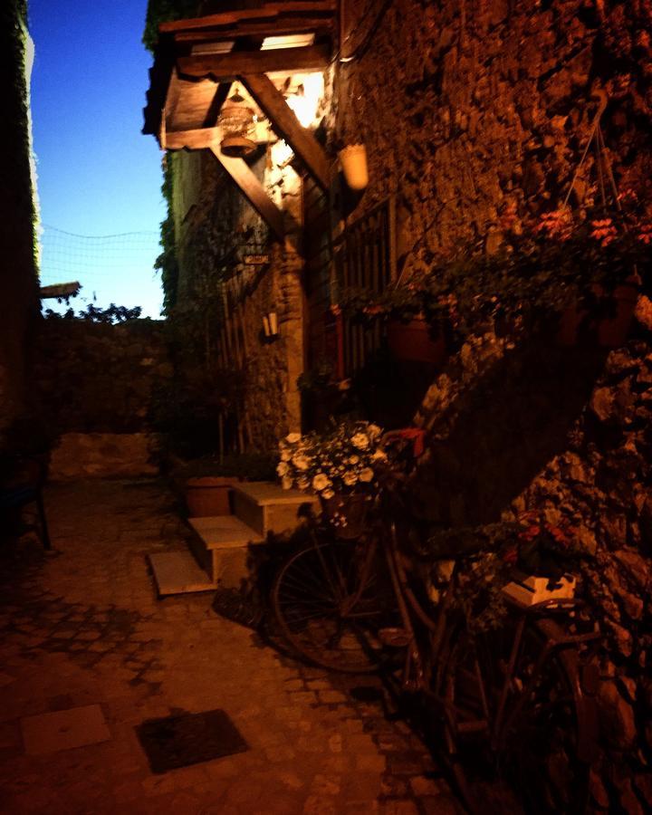 Il Borgo Antico Bed & Breakfast Rocca Massima ภายนอก รูปภาพ